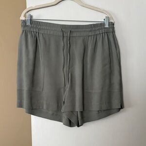 Kersh Gray Women's Shorts